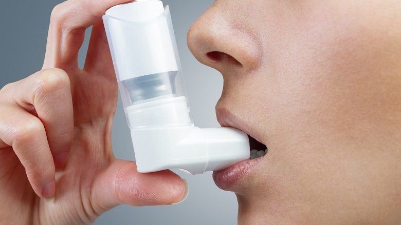 Femrat janë më të prira të vuajnë nga astma sesa meshkujt
