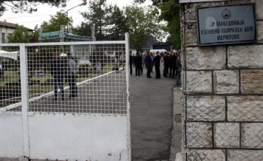 Dy të burgosur përdhunojnë një të burgosur në burgun e Idrizovës