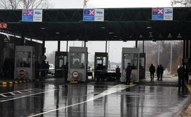 MPJ e Maqedonisë tregon se si mund të shkohet në Kosovë me rregullat e reja