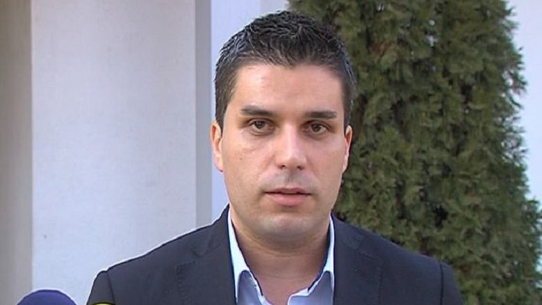 Nikollovski: Gruevski vazhdon të drejtojë OBRM-PDUKM-në përmes Mickoskit