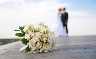 Maqedoni, numri i divorceve pakësohet, shtohen martesat!