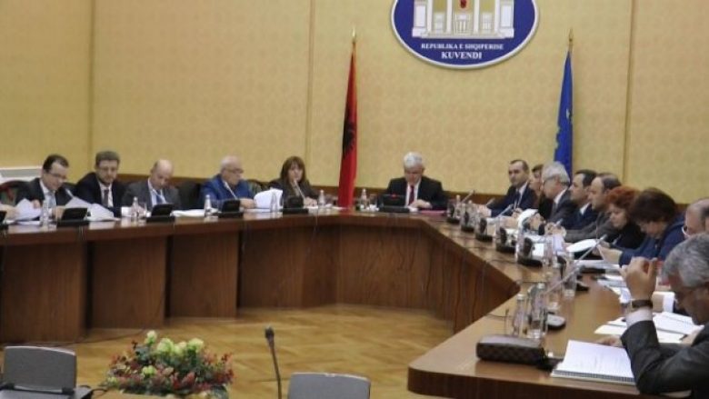 Drafti i ekspertëve: Gjykatë e posaçme për korrupsionin