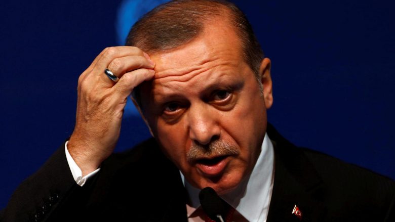 Erdogan akuzon Rusinë se po furnizon PKK-në me armë