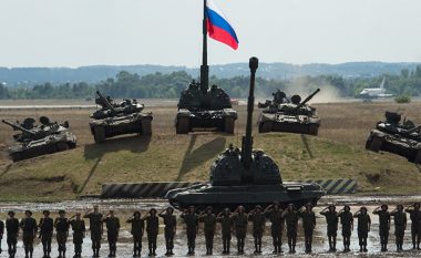 Rusia shpenzon pesë herë më pak të holla për një ushtar sesa NATO