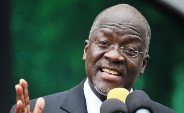 Presidenti i Tanzanisë shkarkon ministrin e brendshëm që shkoi i dehur në Parlament