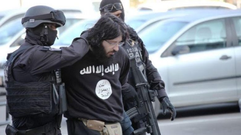 Trebinje: Arrestohet sepse ka dashur t’i bashkohet ISIS-it