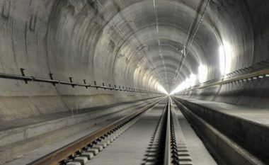 Ky është tuneli më i gjatë në botë (Foto)