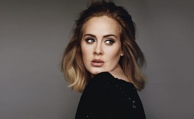 Në koncertin e Adele ndalohet xhirimi (Video)