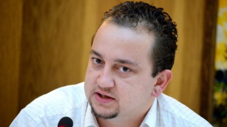 Arben Ahmeti: Vjosa Osmani nuk mund ta shpëtojë LDK-në