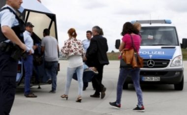 Kosovës po i kthehen çdo muaj nga 1 mijë emigrantë ilegalë