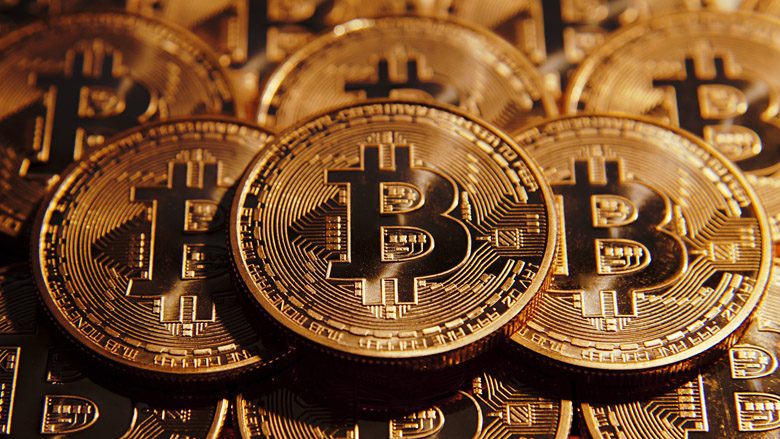 Krijuesi i parave digjitale Bitcoin zbulon identitetin