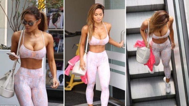 Daphne Joy shfaq gjoksin shpërthyes (Foto)