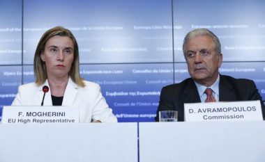 Mogherini dhe Avramopoulos arrijnë në Kosovë