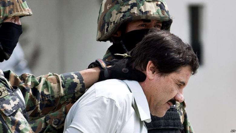 Bosi i drogës “El Chapo” dërgohet në një burg meksikan, në kufi me SHBA-në