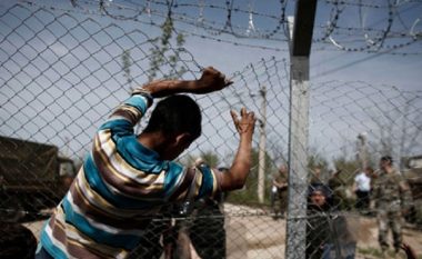 Referendum rreth ngritjes së kampeve për migrantët në Maqedoni