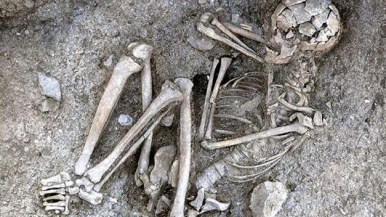 Vazhdon enigma: Të kujt janë kafkat e gjetura në shpellën ”Dardha” në Kërçovë (Video)