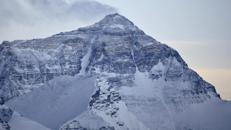 Bie “legjenda” Everest, ja cili është mali më i lartë në botë