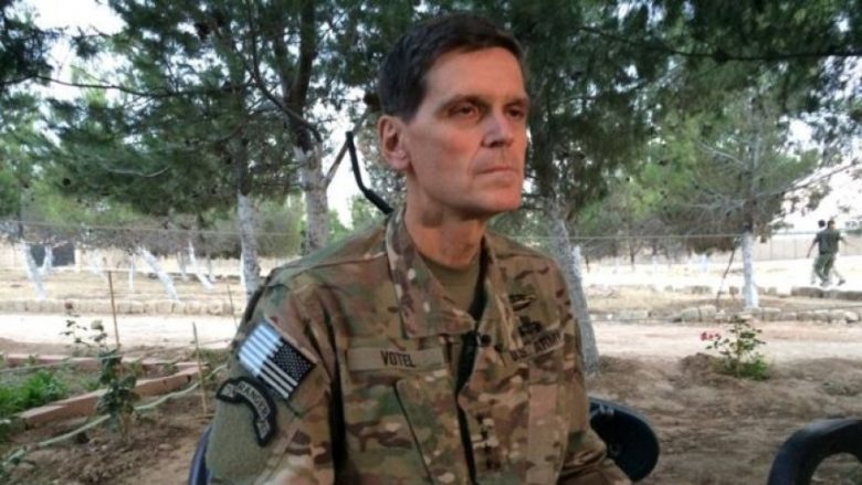 Gjenerali amerikan viziton fshehurazi Sirinë