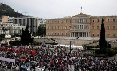 Protesta në Greqi