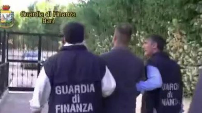 Ja si u kap banda italo-shqiptare e drogës, armëve dhe tritolit (Video)