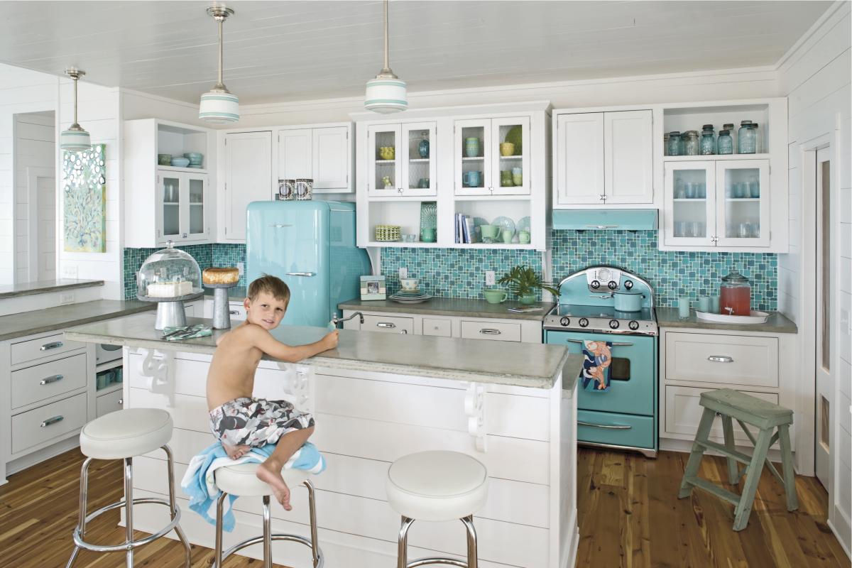 kitchen-endearing-blue-white-retro-country-kitchen-decoration-using-blue-mosaic-tile-kitchen-backsplash-along-with-white-wood-kitchen-cabinet-and-soli
