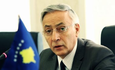 Krasniqi i reagon Lunaçekut: Opozita nuk mund ta ndihmojë pozitën në rrugën jo evropiane