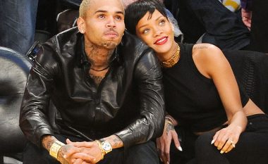Chris Brown ende e ëndërron Rihannan