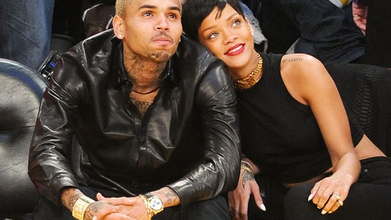 Chris Brown ende e ëndërron Rihannan