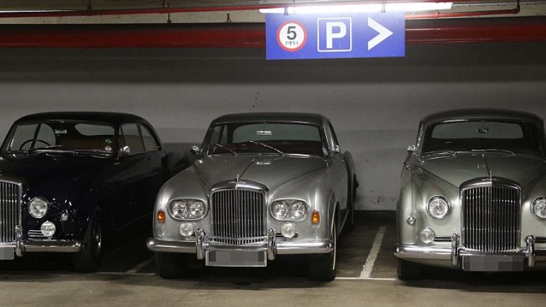 Parkingu i super të pasurve (Foto)