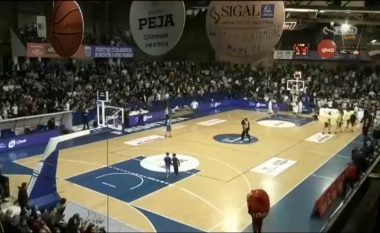 Kjo është atmosfera e Plisave në derbin e basketbollit (Video)