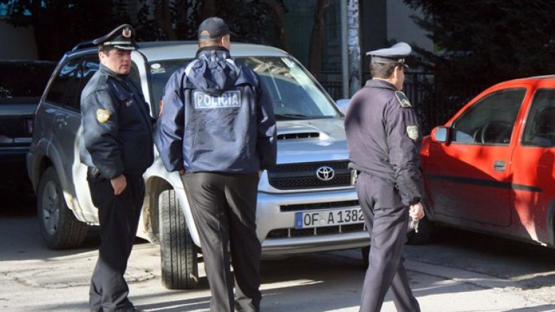 Interpoli arreston një muxhahedine në Shqipëri, përgjegjëse për vdekjen e 72 personave
