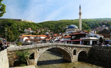 Alarm: Po shkatërrohet Prizreni! (Video)