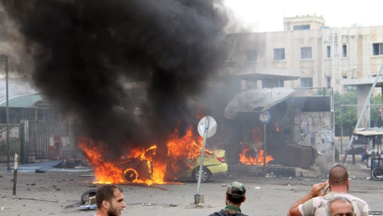 Siria fajëson fuqitë e huaja për sulmet vdekjeprurëse