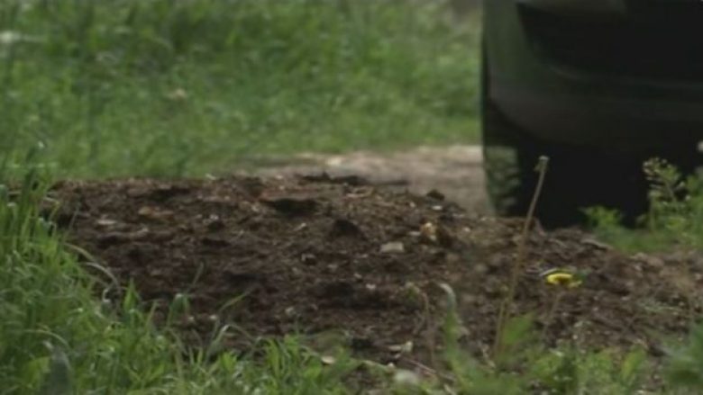 Familjes Korça në Kamenicë i bllokohet rruga nga fqinji serb (Video)