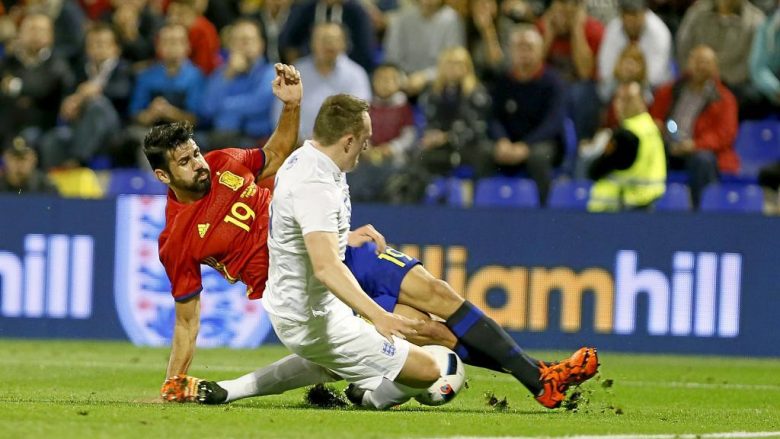 Fansat spanjoll nuk i duan këta tre lojtarë në kombëtare (Foto)