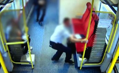 Drejtuesi i trenit rrezikoi jetën, për të paralajmëruar udhëtarët për rrezikun (Video)