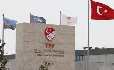 Federata e Futbollit të Turqisë uron Kosovën për pranimin në UEFA