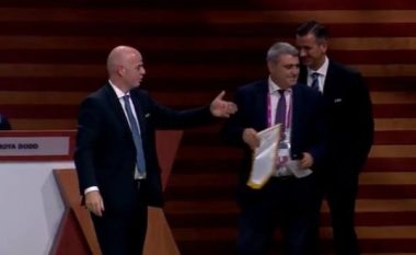 Vokrri merr flamurin  si anëtar i FIFA-s