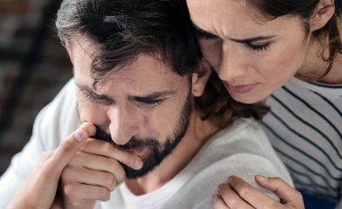 Nëse partneri juaj vuan nga depresioni, atëherë ndiqni këto këshilla