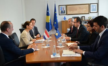 Holanda i ofron asistencë teknike Kosovës