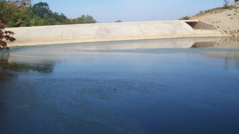 Malisheva alarmon, diga e liqenit të Mirushës kërcënon me shembje