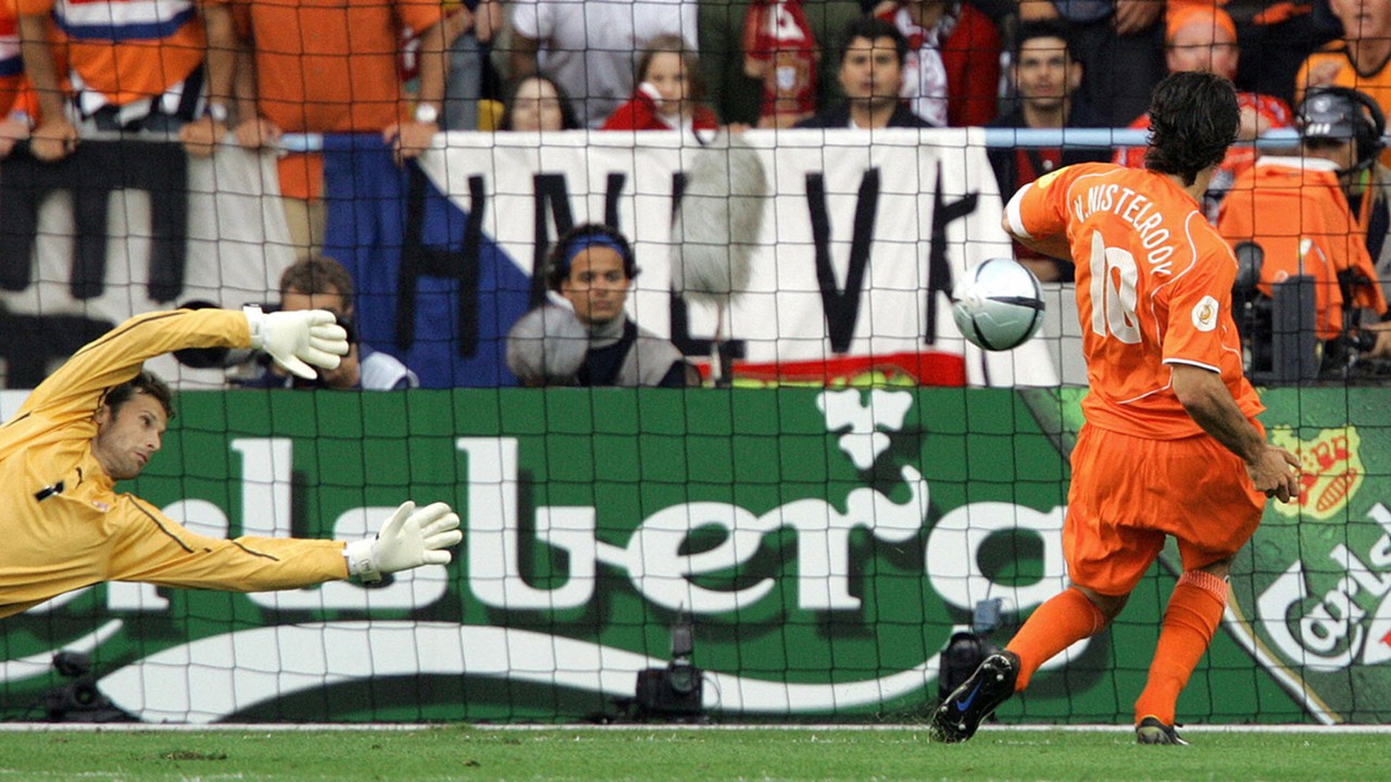 3. Rud Van Nistelrooy