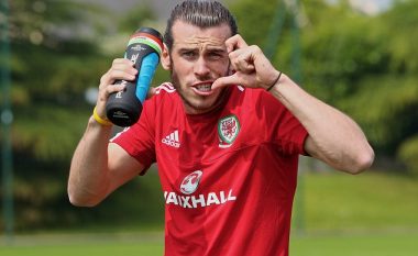 Daily Mail të impresionuar me këmbët e Bale, por i kanë parë ato të Shaqirit? (Foto)