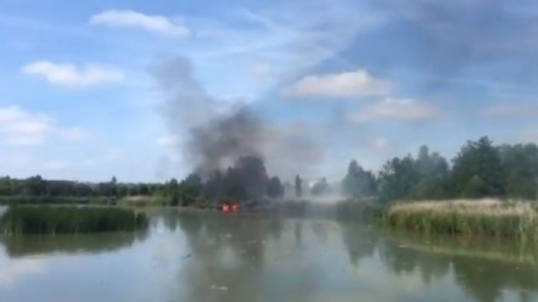 Momenti i rrëzimit të aeroplanit luftarak zviceran në Holandë (Video)