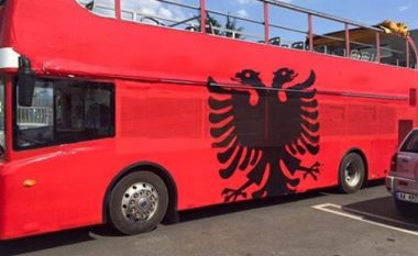 Ja prapaskenat e autobusit të Kombëtares, kush në të vërtetë ishte ndihmësi (Dokument)