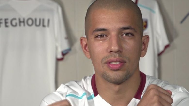 Zyrtare: Feghouli transferohet te klubi i Ligës Premier