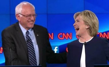 Rivali Bernie Sanders bën fushatë për Clinton