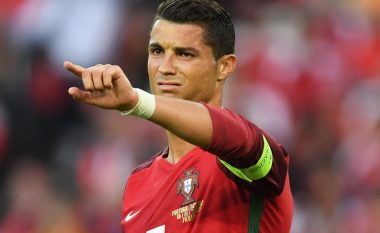 Mos i humbni këto montazhe të Ronaldos (Foto)