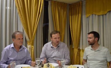 Kryeministri Dimitriev sonte shtron iftar për ministrat e besimit Islam