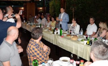 Gruevski shtron iftar për Ramazan